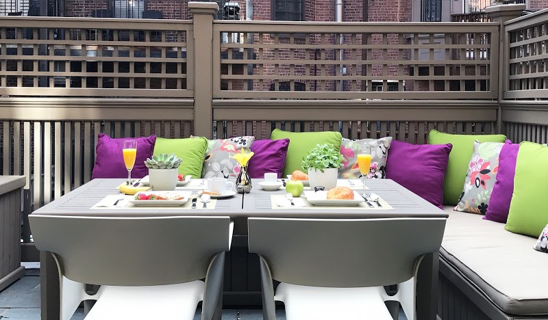 Henne Restaurants in Berlin – GayOut Guide