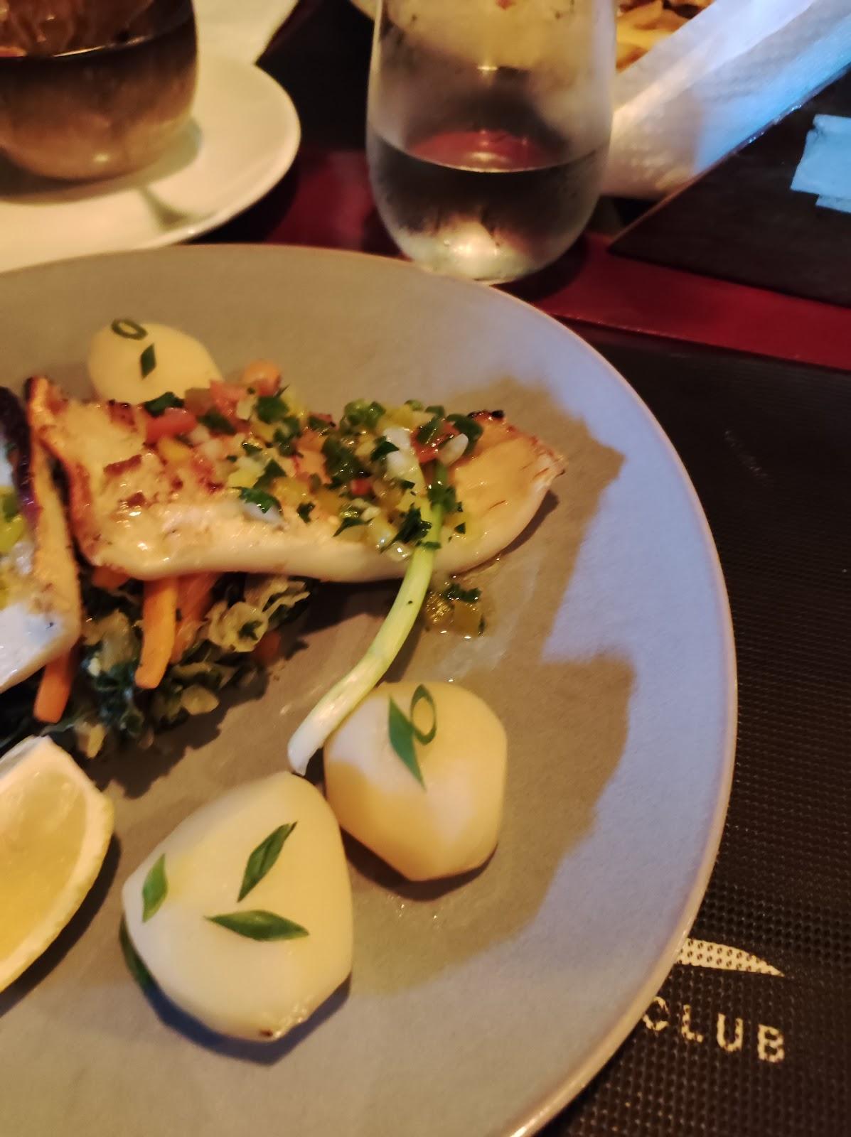 Restaurante Da ENGRÁCIA Bars & Clubs – GayOut Guide