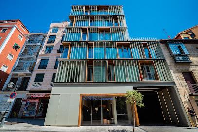 Akeah Hotel Gran Via Hotels in Madrid – GayOut Guide