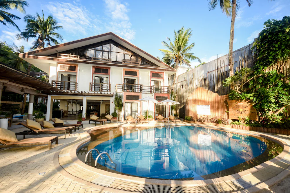Microtel by Wyndham Boracay Hotels in Malay – GayOut Guide