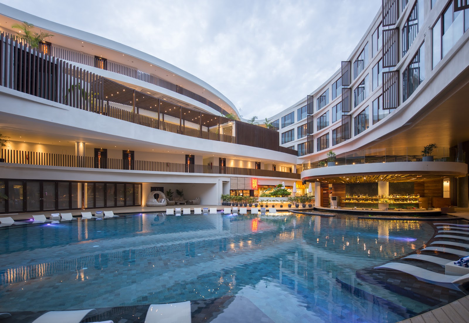 Hue Hotels and Resorts Boracay Hotels – GayOut Guide