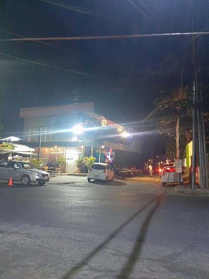 Jona's Bar Bars & Clubs in Managua – GayOut Guide