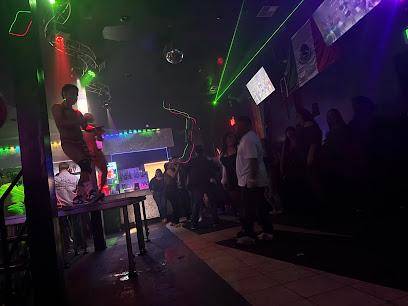 Qué Rico Nightclub Bars & Clubs in Oakland – GayOut Guide