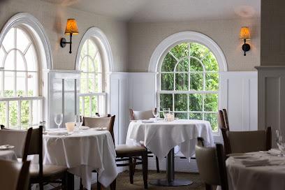 Stone Creek Inn Hotels in Orland Park – GayOut Guide