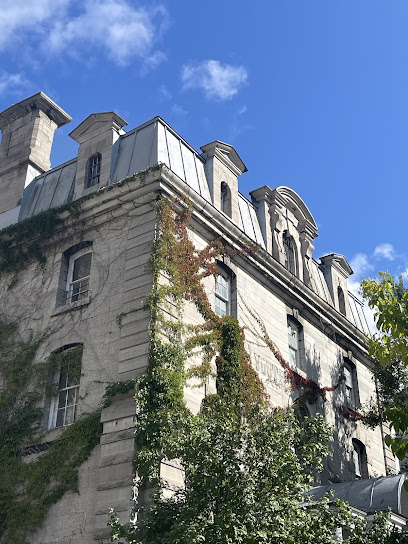 Saintlo Ottawa Jail Hostel Hotels in Ottawa – GayOut Guide
