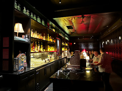 The Evening Citizen Bars & Clubs in Palm Springs – GayOut Guide