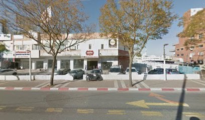 تخطّي الطابور in بيتح تكفا