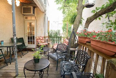 Manayunk Chambers Guest House Hotels in Philadelphia – GayOut Guide
