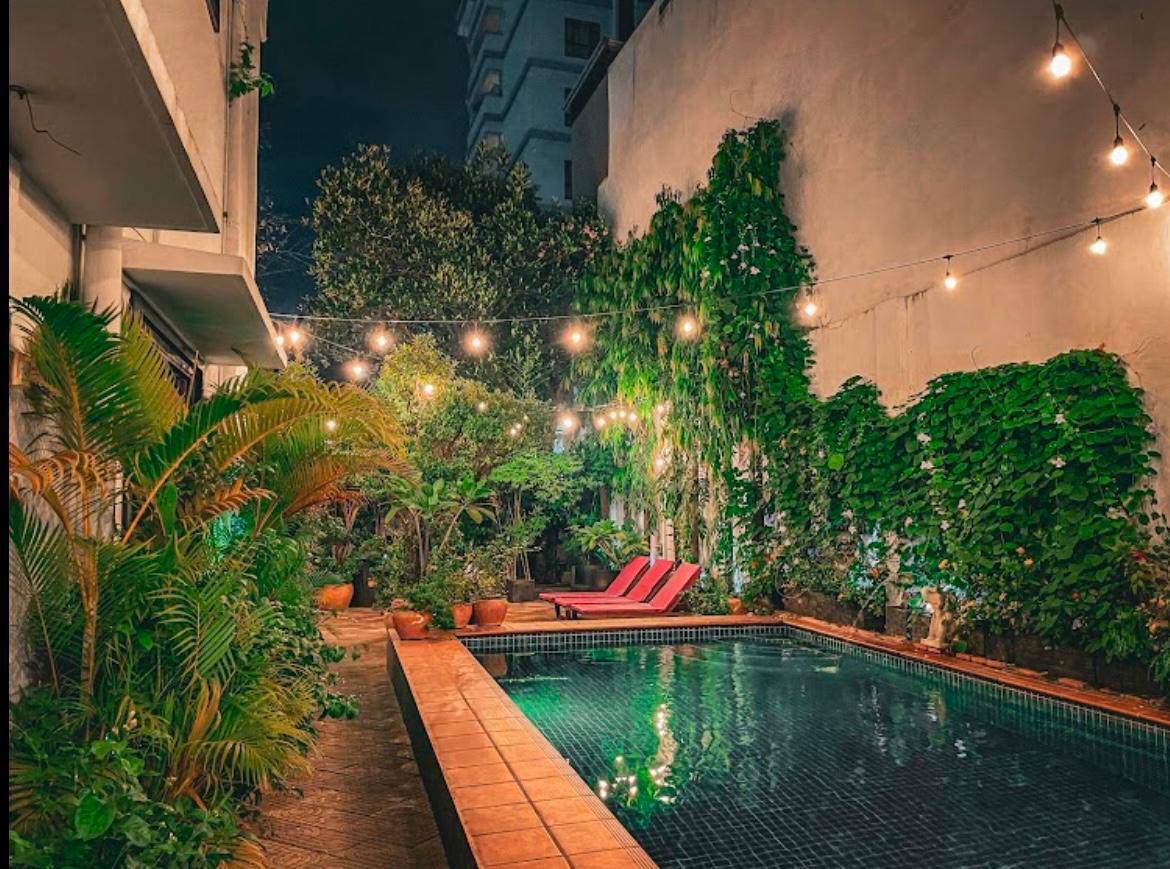 The Birdcage Boutique Hotels – GayOut Guide