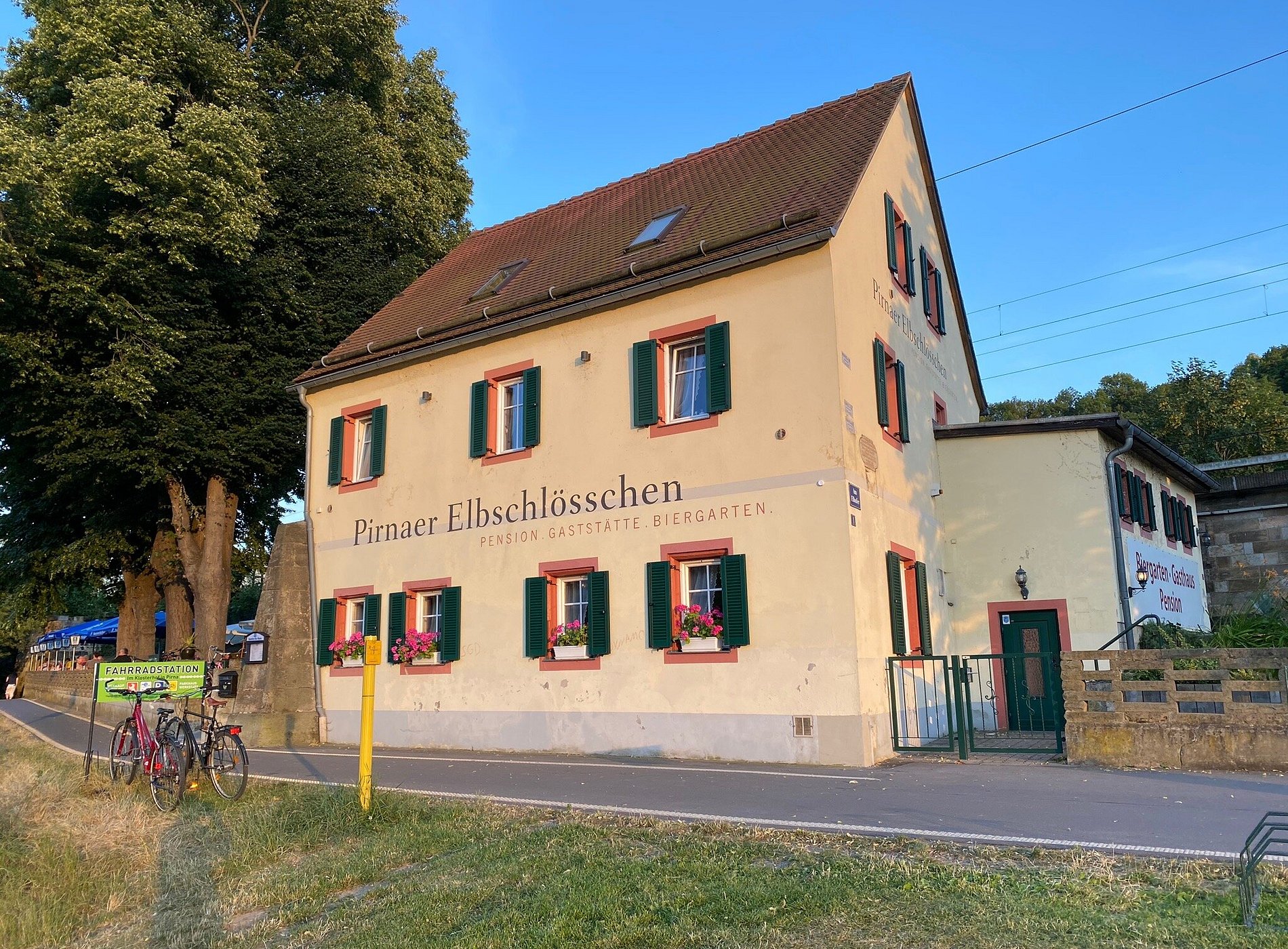 Elbschlösschen Refugium Hotels in Pirna – GayOut Guide