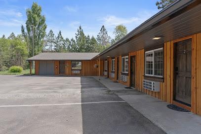 Lake Village Lodge Hotels in Post Falls – GayOut Guide