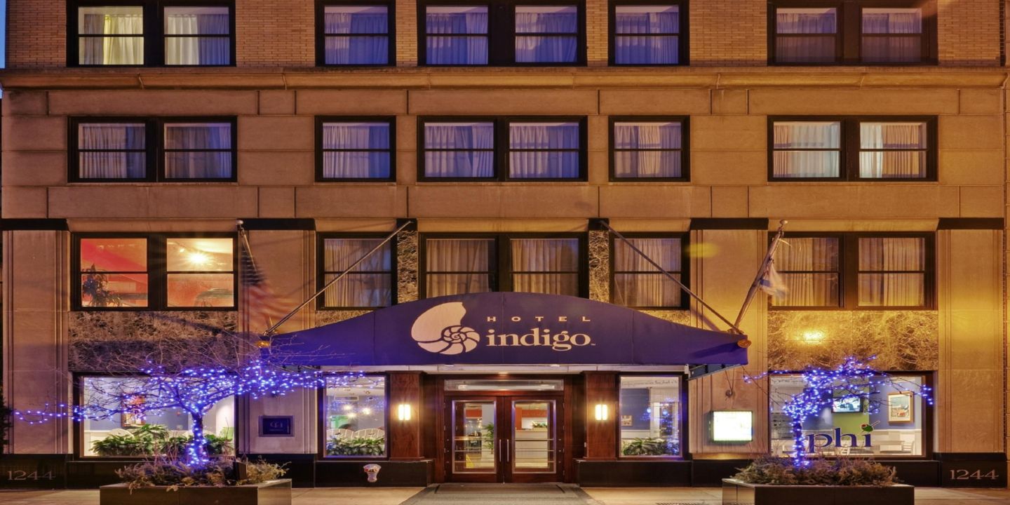 Leather 64Ten Shops in Chicago – GayOut Guide