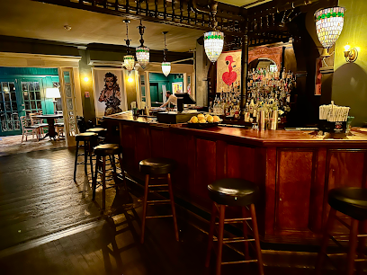 Porch Bar at Gifford House Bars & Clubs in Provincetown – GayOut Guide