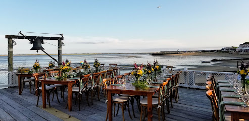 The Masthead Resort Hotels in Provincetown – GayOut Guide