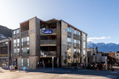 LyLo Queenstown Hotels in Queenstown – GayOut Guide