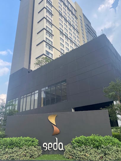 Seda Vertis North Hotels in Quezon City – GayOut Guide