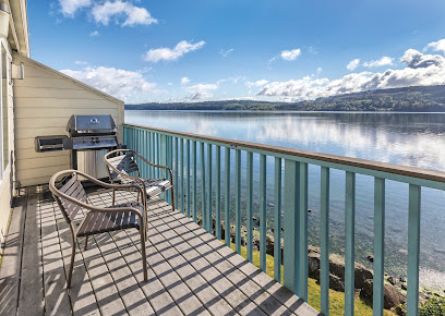 WorldMark Discovery Bay Hotels in Quilcene – GayOut Guide