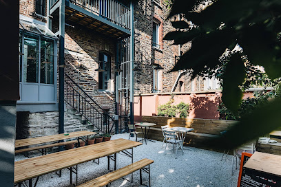Les Chouettes Hostel Hotels in Rennes – GayOut Guide