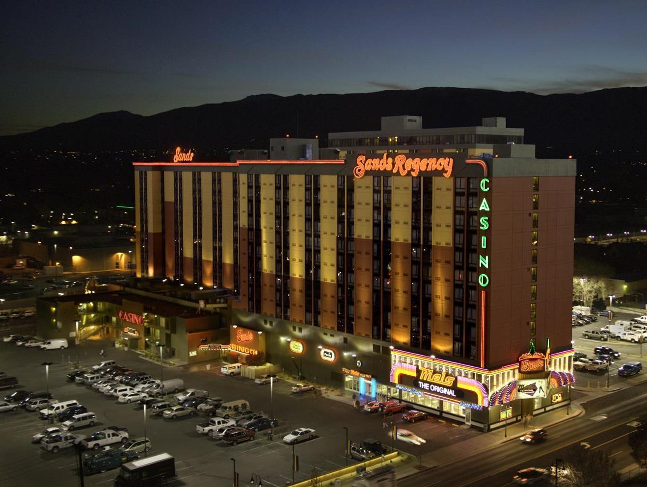 J Resort Hotels in Reno – GayOut Guide