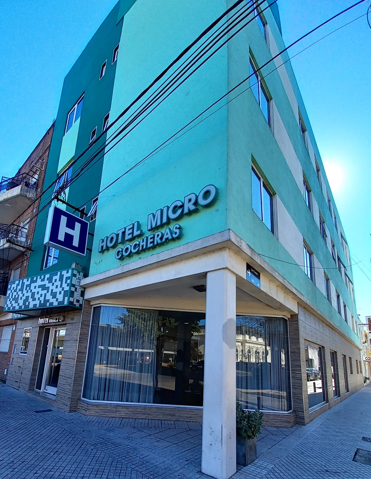 Hotel Micro Hotels – GayOut Guide