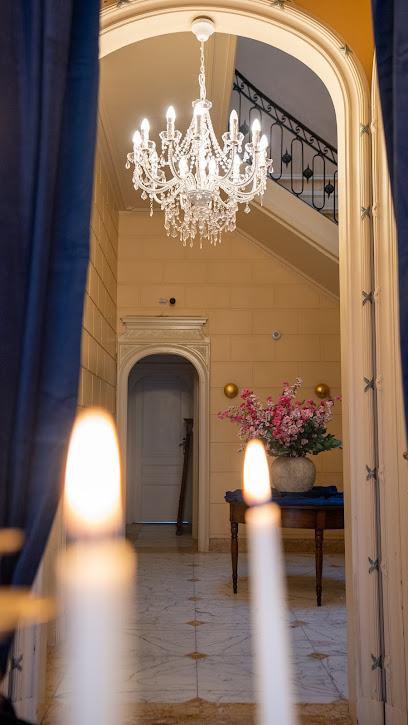 Hotel de Maitre de Vaughan Hotels in Saint-Josse-ten-Noode – GayOut Guide