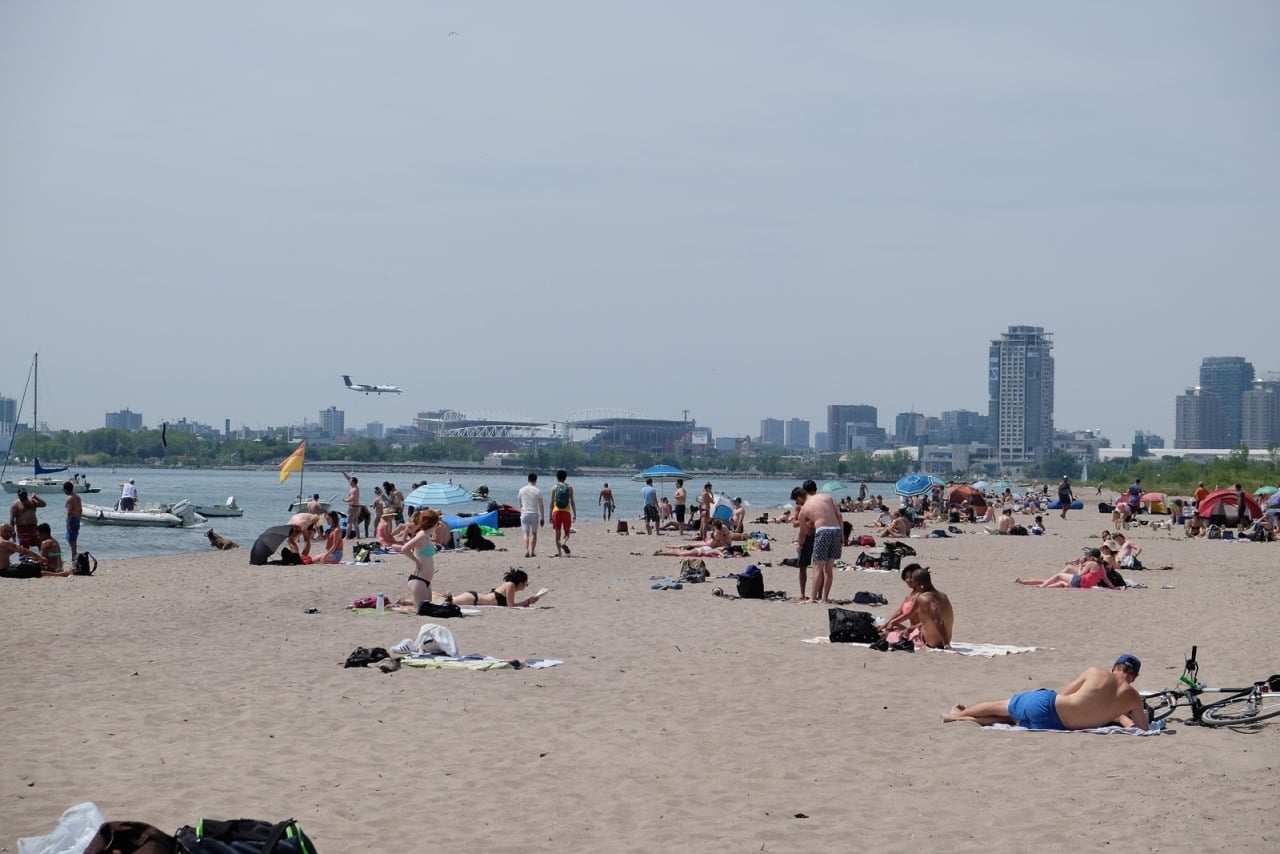 Hanlan's Point Beach