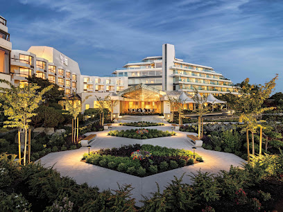 Inn at Laurel Point Hotels in Victoria – GayOut Guide
