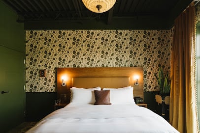The Frances Modern Inn Hotels in Austin – GayOut Guide