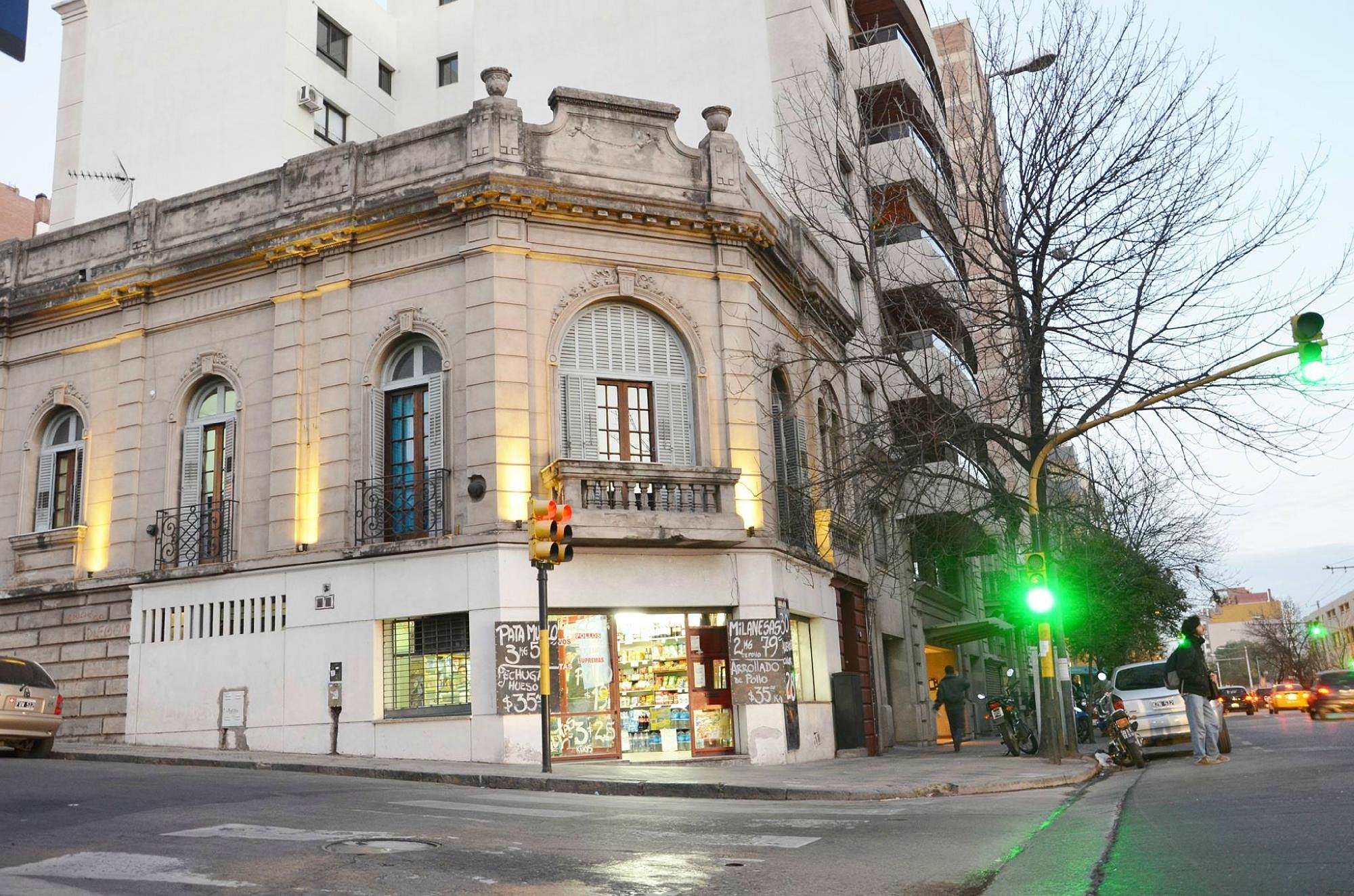 Rivera Hostel Córdoba Hotels in Córdoba – GayOut Guide