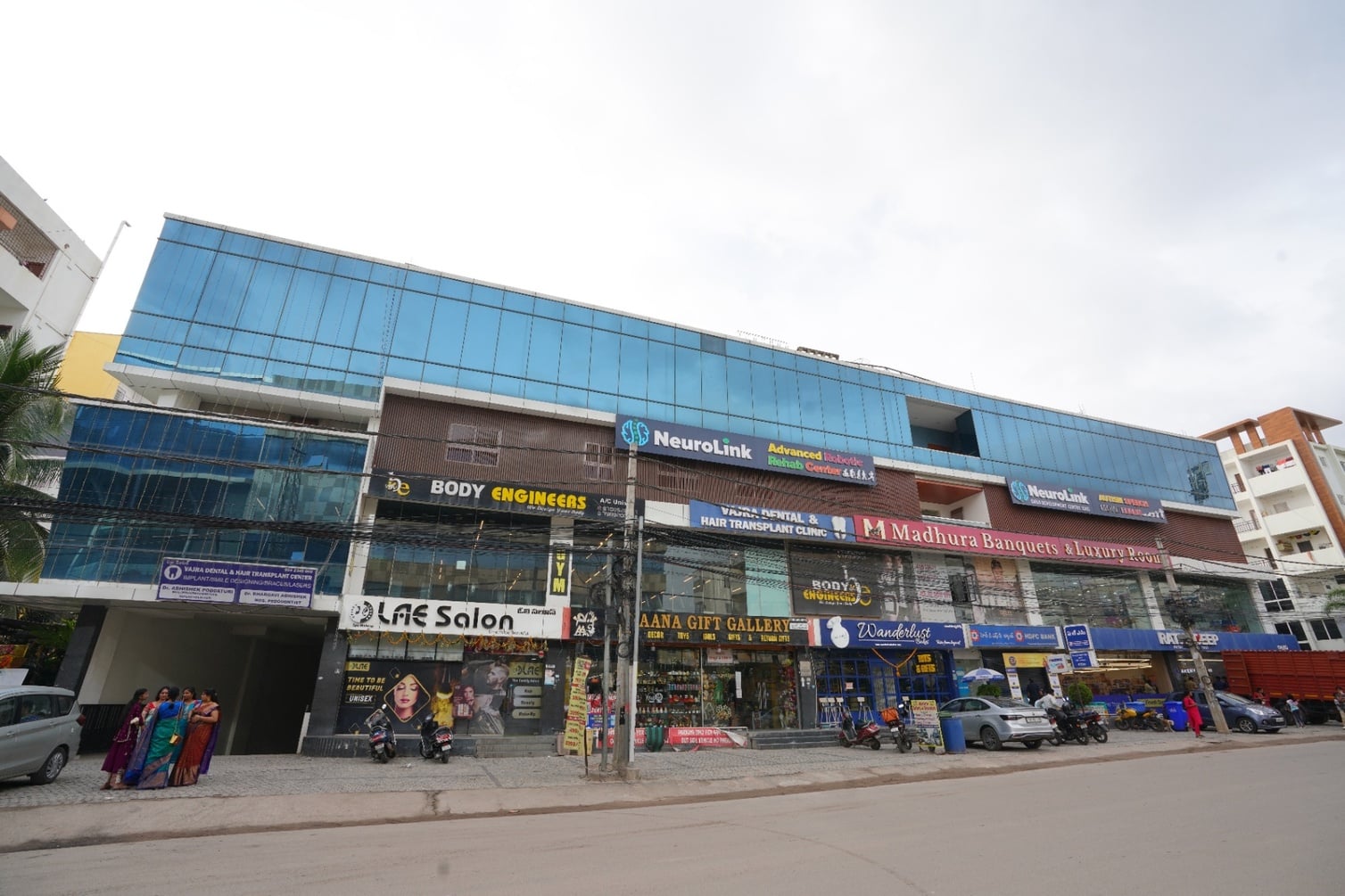 Madhura Banquet Halls & Luxury Rooms - Manikonda