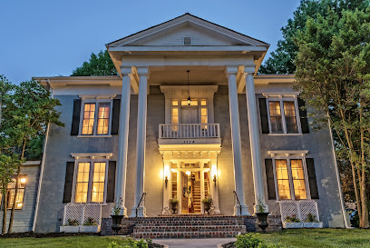 Silver Heart Inn & Cottages Hotels in Kansas City – GayOut Guide