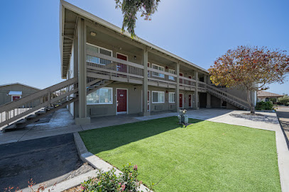 Coastal Valley Inn