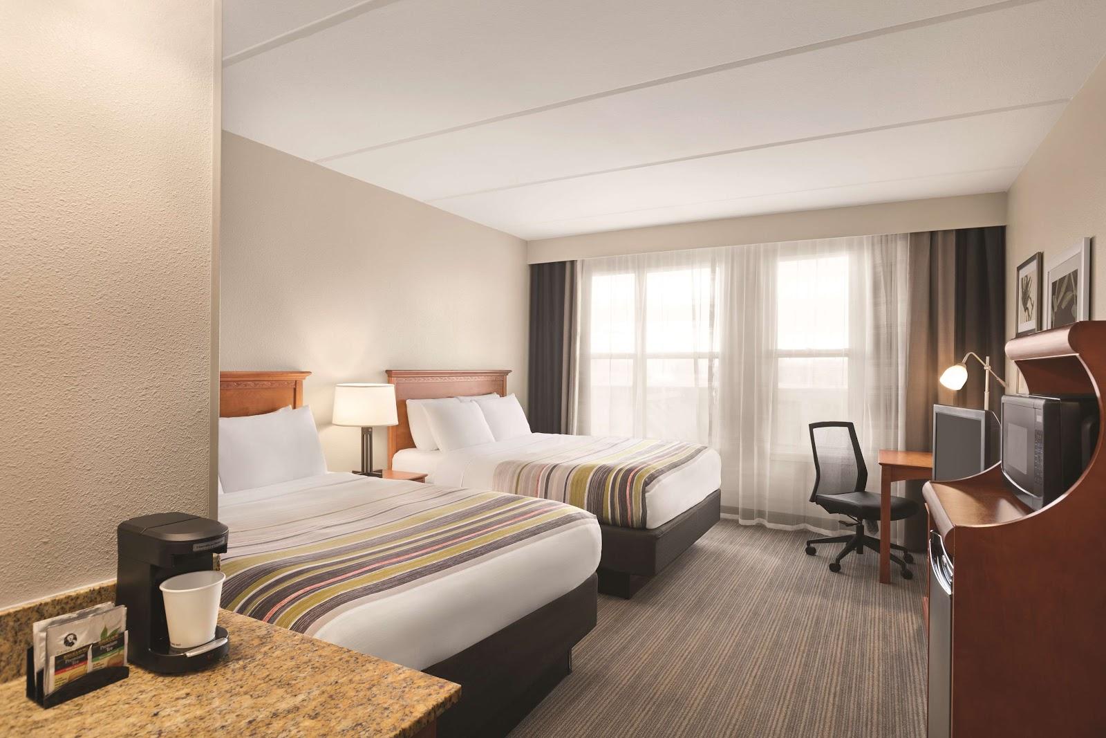 Country Inn & Suites, Orlando Hotels in Orlando – GayOut Guide