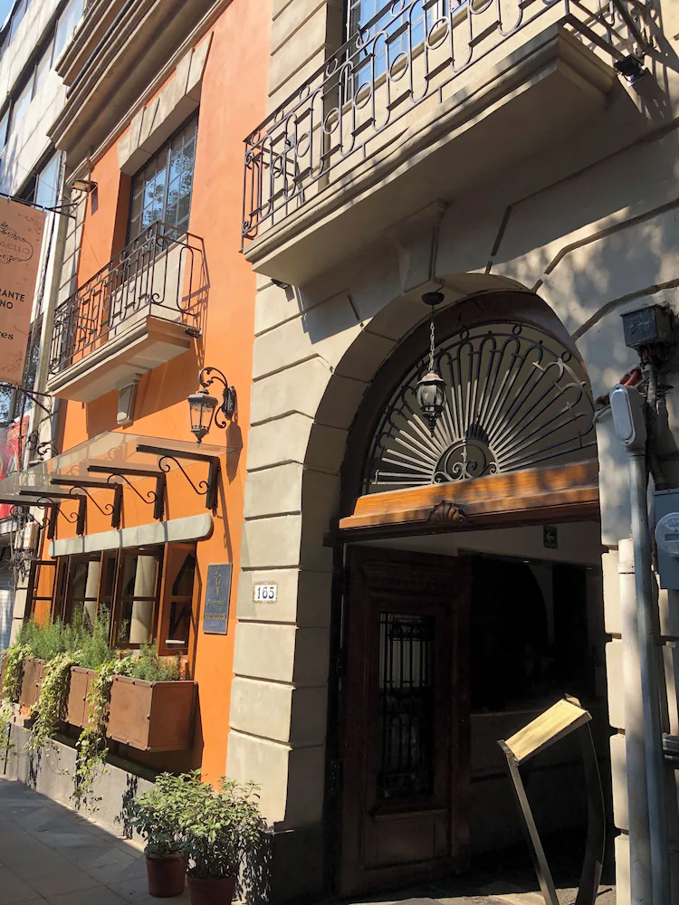 CASA RAFFAELLO