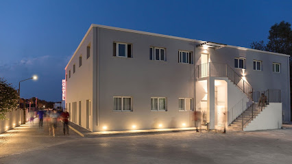 Local Hostel & Suites Hotels – GayOut Guide