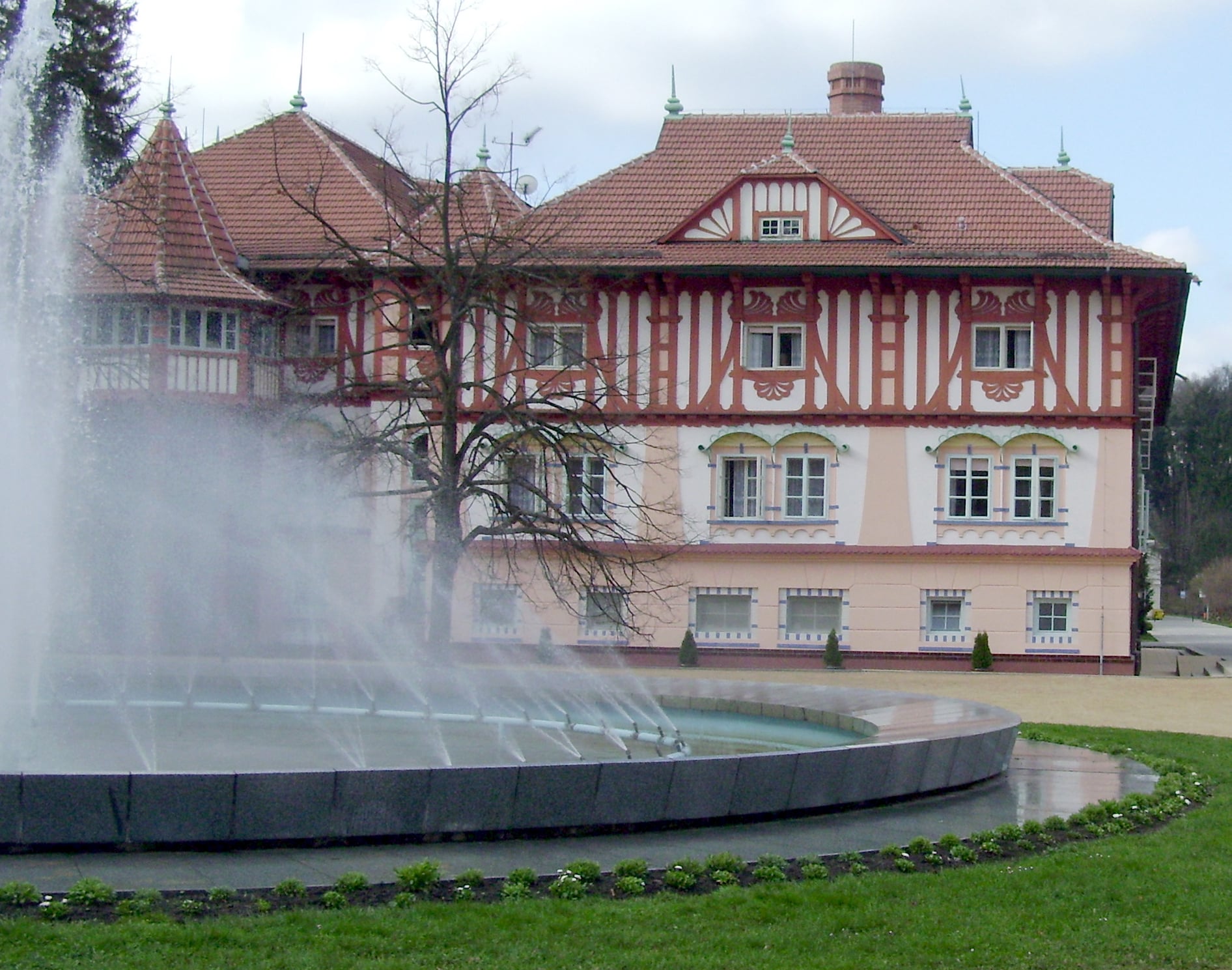Mineral Springs Hotel