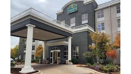 La Quinta Inn & Suites by Wyndham Milwaukee SW New Berlin