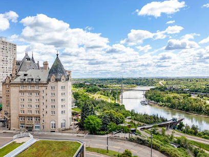 Fairmont Hotel Macdonald