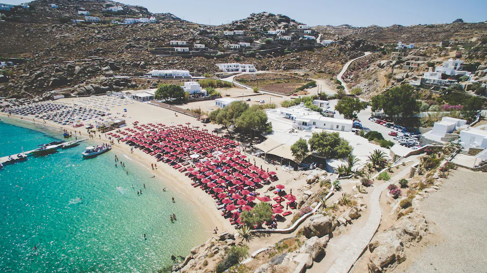 Super Paradise Hotel