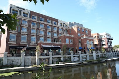 Hotel Indigo Naperville Riverwalk by IHG