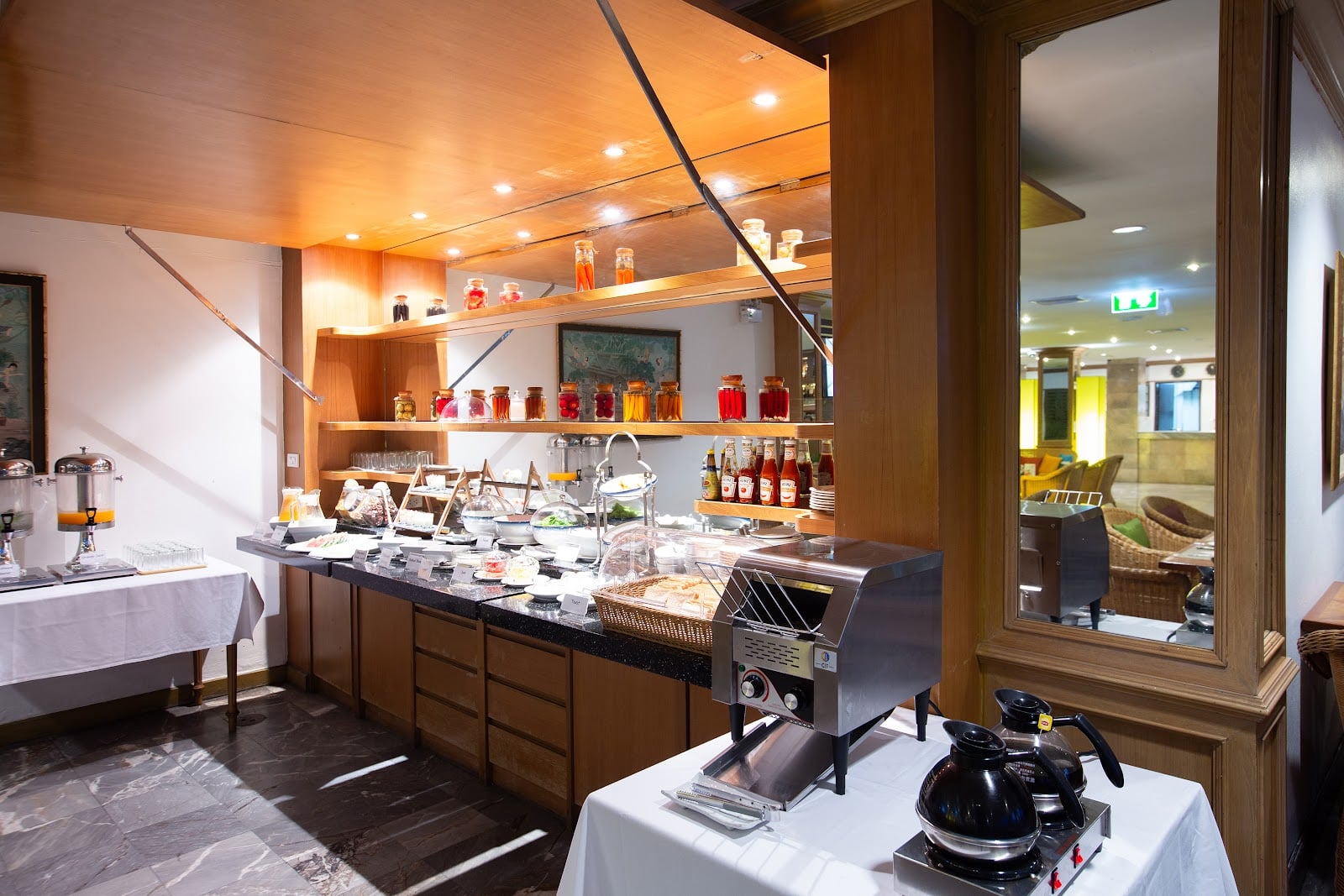 Tarntawan Place  Hotels in Bangkok – GayOut Guide