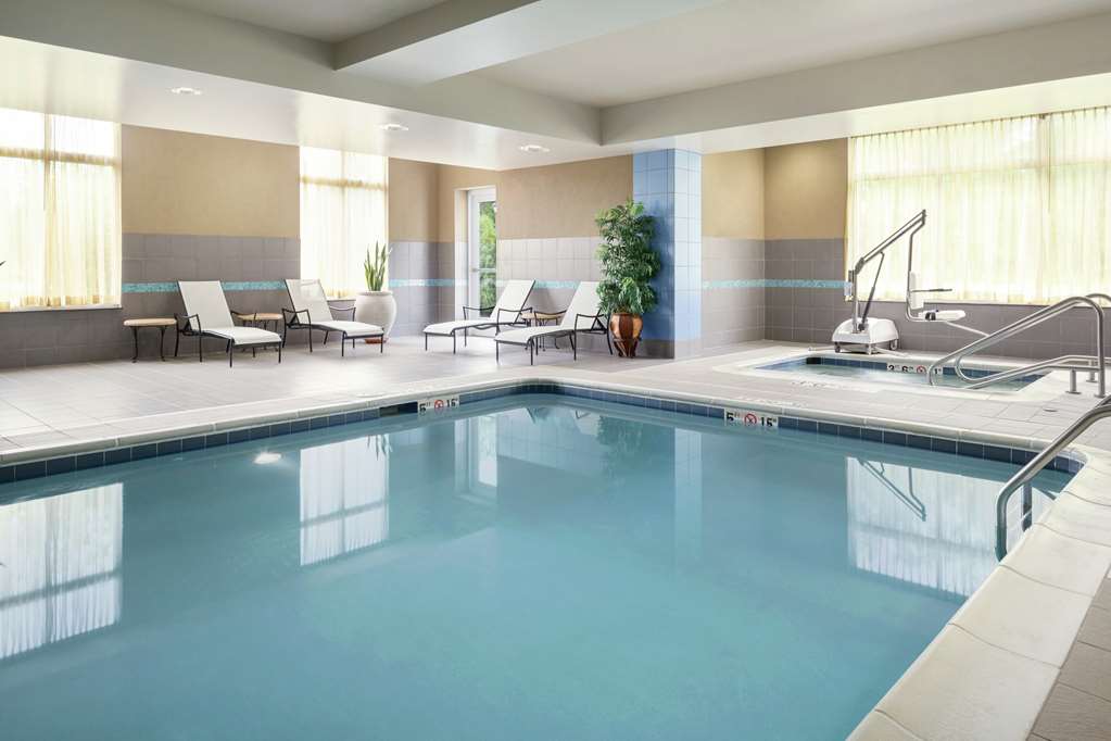 Hilton Garden Inn Toledo/Perrysburg Hotels in Perrysburg – GayOut Guide