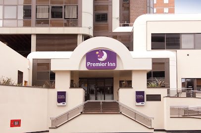 Premier Inn Sunbury (Kempton Park) hotel Hotels in Shepperton – GayOut Guide