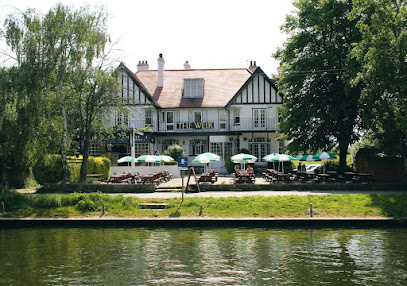 Weir Hotel Hotels in Shepperton – GayOut Guide
