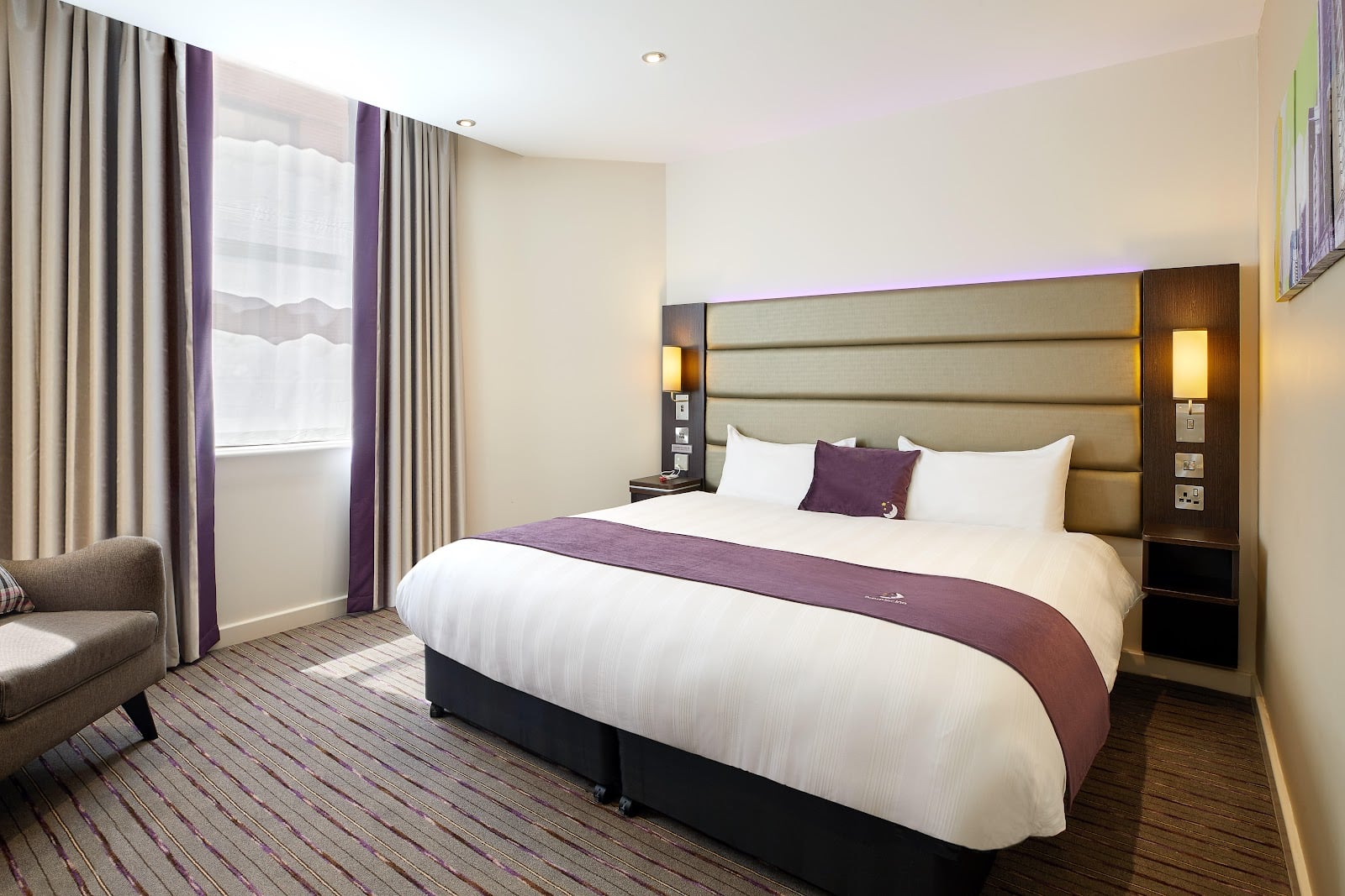 Premier Inn Staines-upon-Thames hotel Hotels in Staines-upon-Thames – GayOut Guide