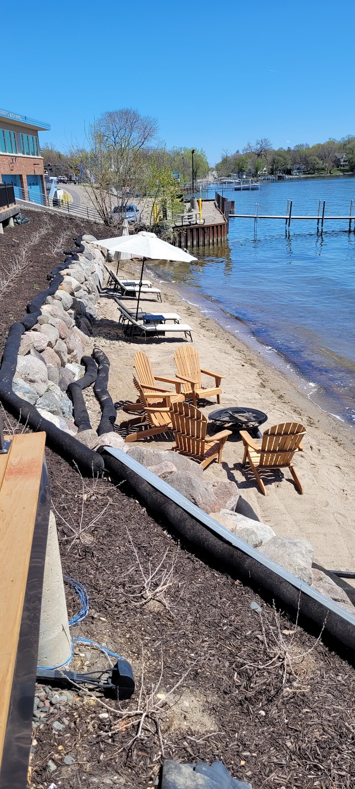 The Shoreline Hotel
