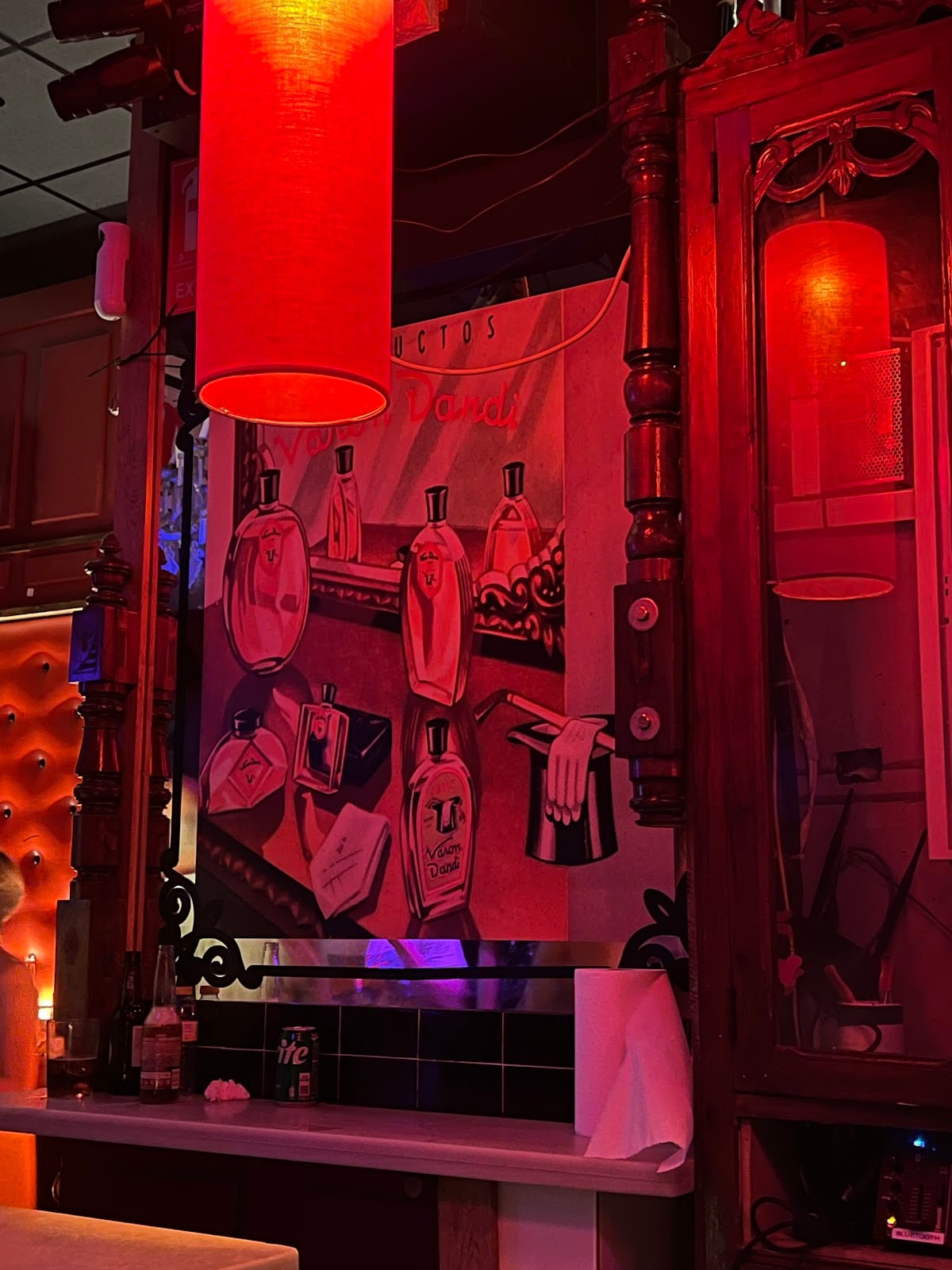 La Barbería Bars & Clubs in Masamagrell – GayOut Guide