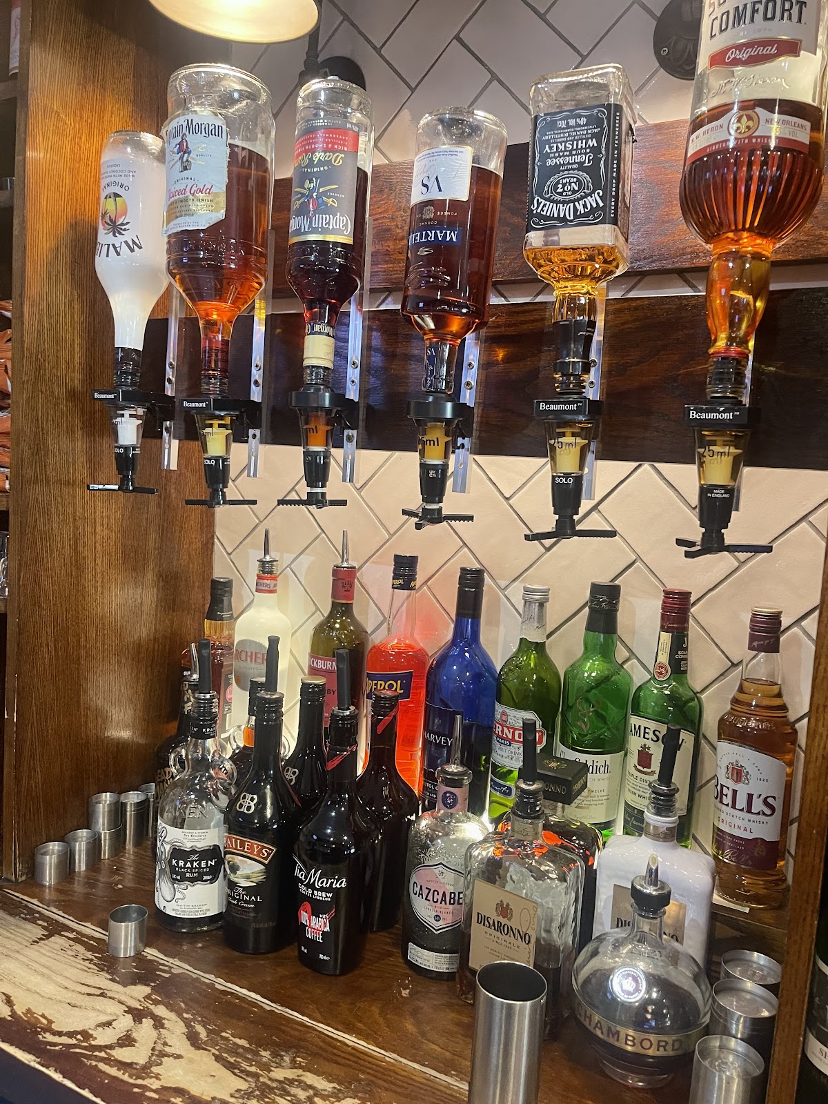 The Queen Hotel Hotels in Mosborough – GayOut Guide