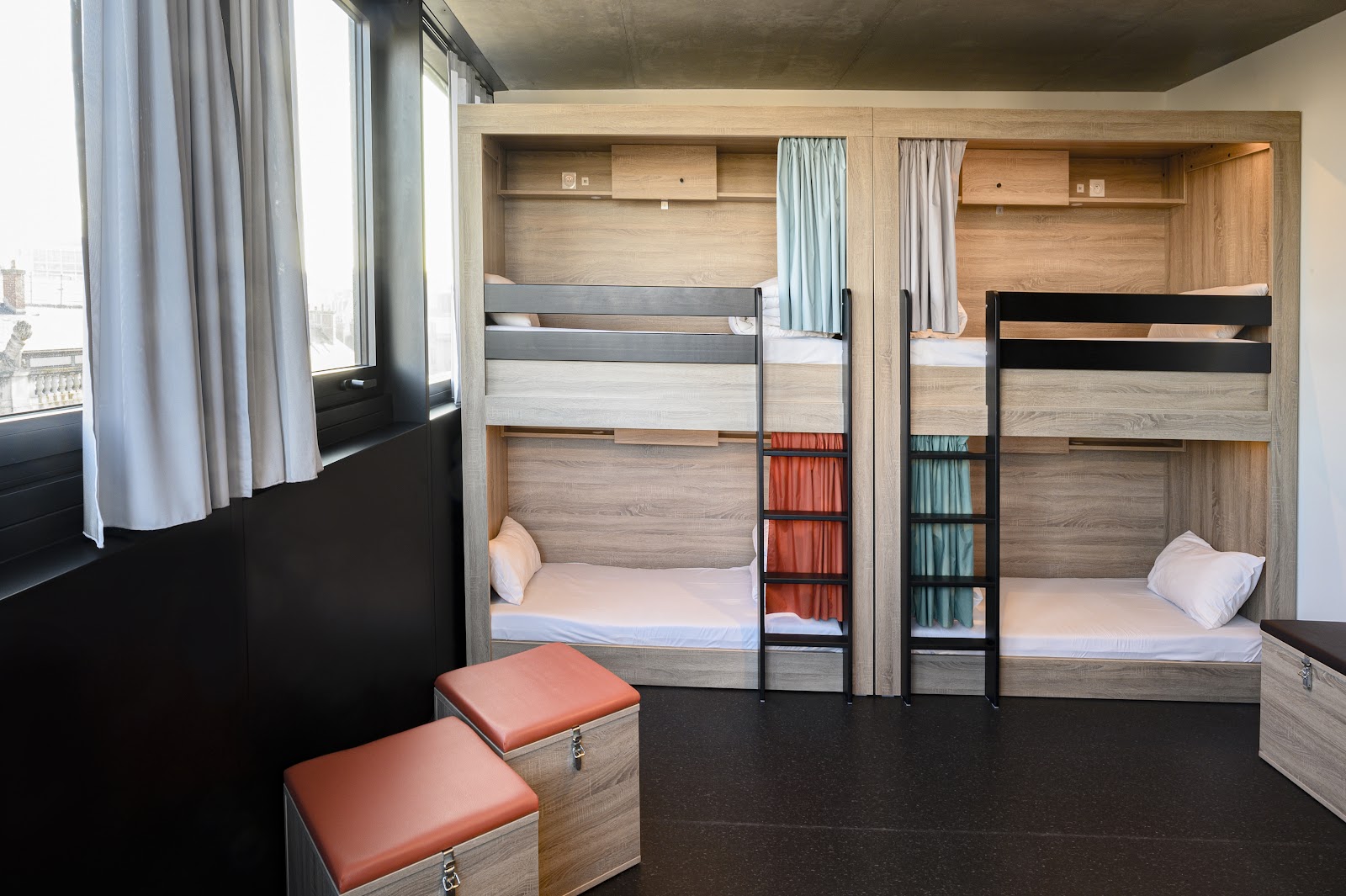 The People Hotels in Paris – GayOut Guide