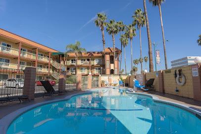 Super 8 Anaheim Hotels in Anaheim – GayOut Guide